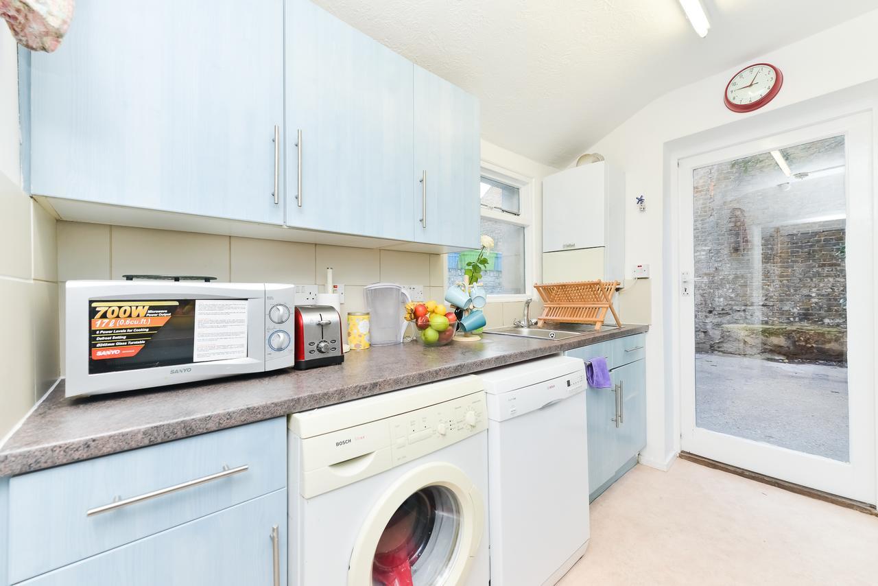 Raspberry Lodge Londra Dış mekan fotoğraf
